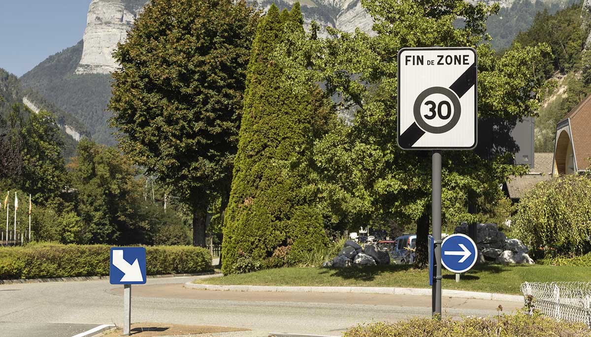 Signalisation de police - panneau routier - Signaux Girod