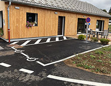 Place de parking PMR pour votre camping