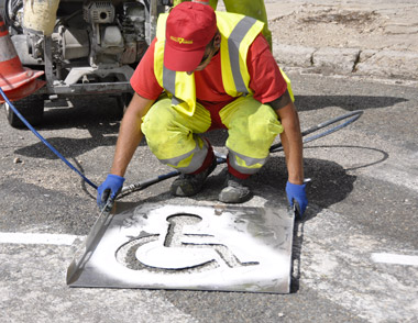 Marquage sigle place handicapé Signaux Girod